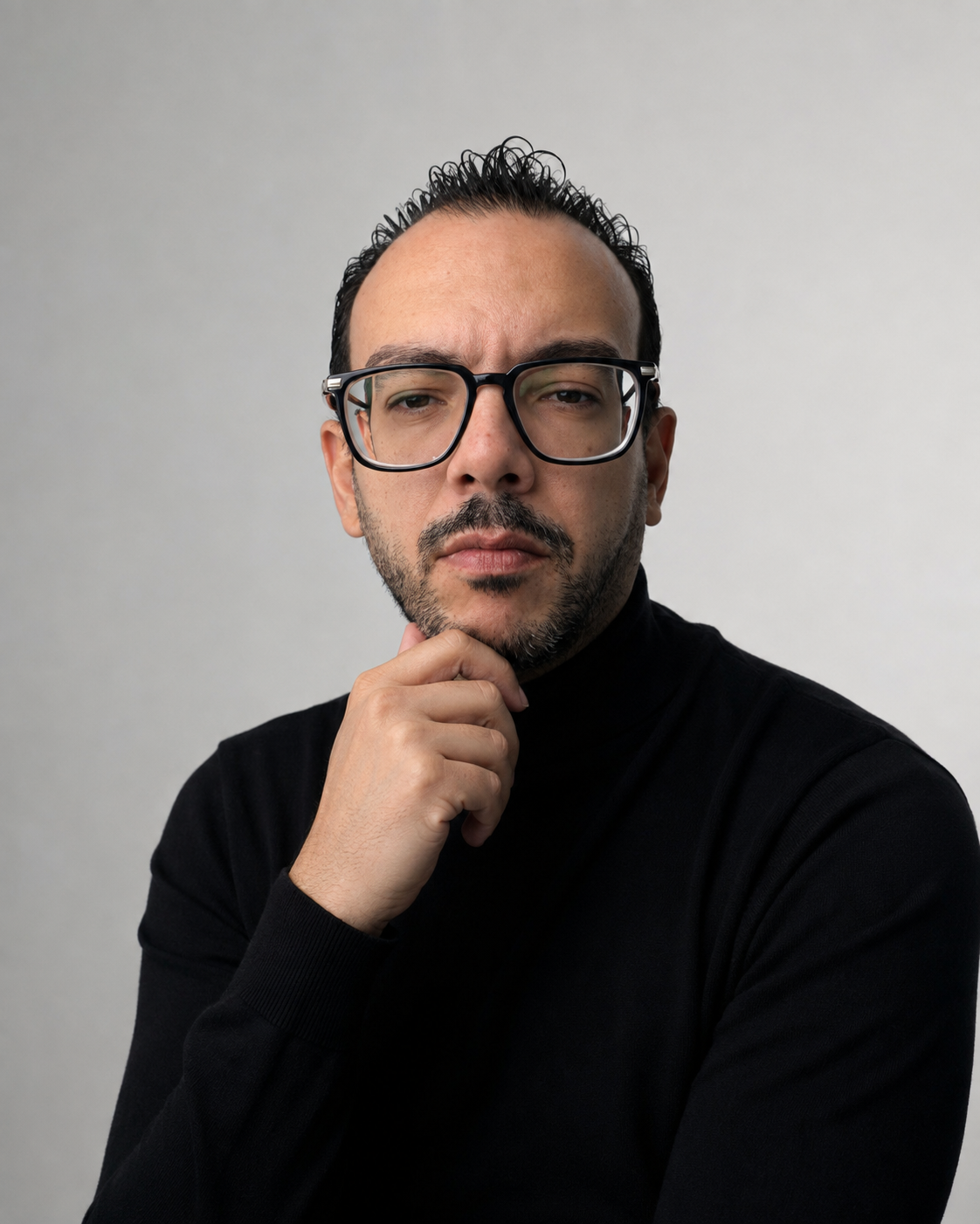 Portrait of Peter Azmy